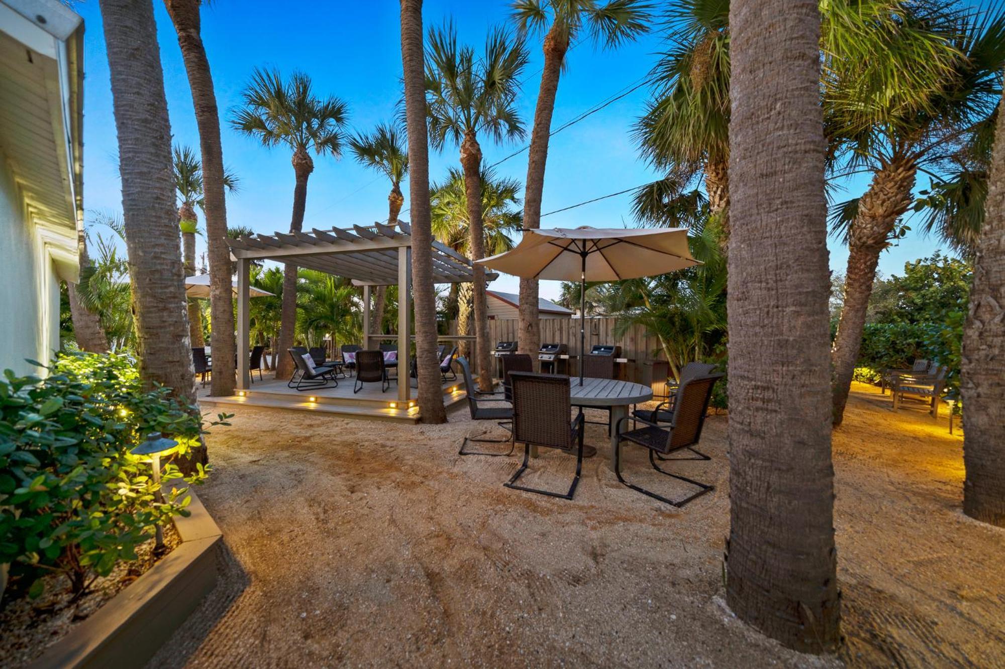 Boutique Vacation Rental Complex At Beach 코코아비치 외부 사진